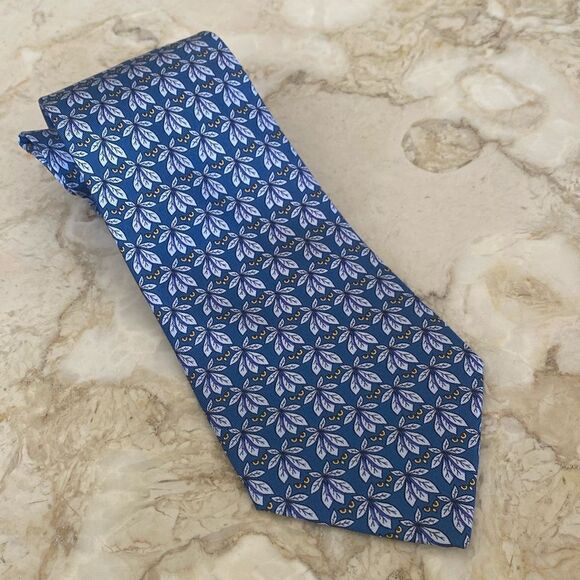 Hermes 100% Silk Owl Eyes Tie - Picture 5 of 10